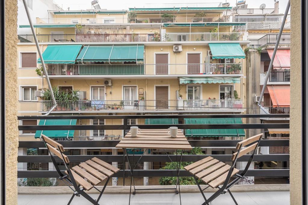 Pame Rentals - 2Bd & 2Ba Home, 4 Min To Acropolis Athens Exterior photo