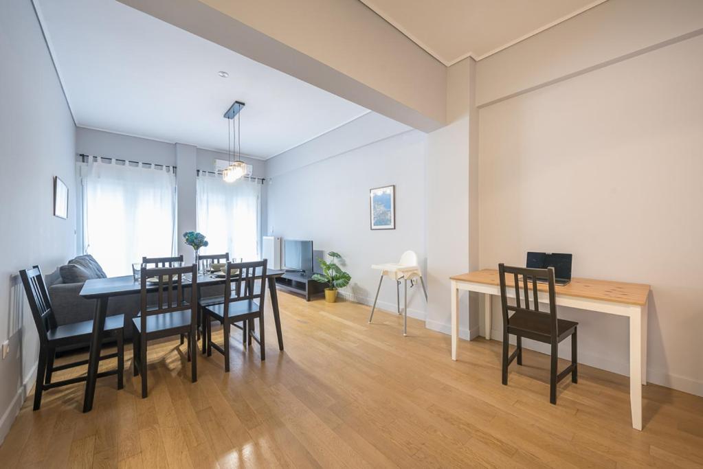 Pame Rentals - 2Bd & 2Ba Home, 4 Min To Acropolis Athens Exterior photo